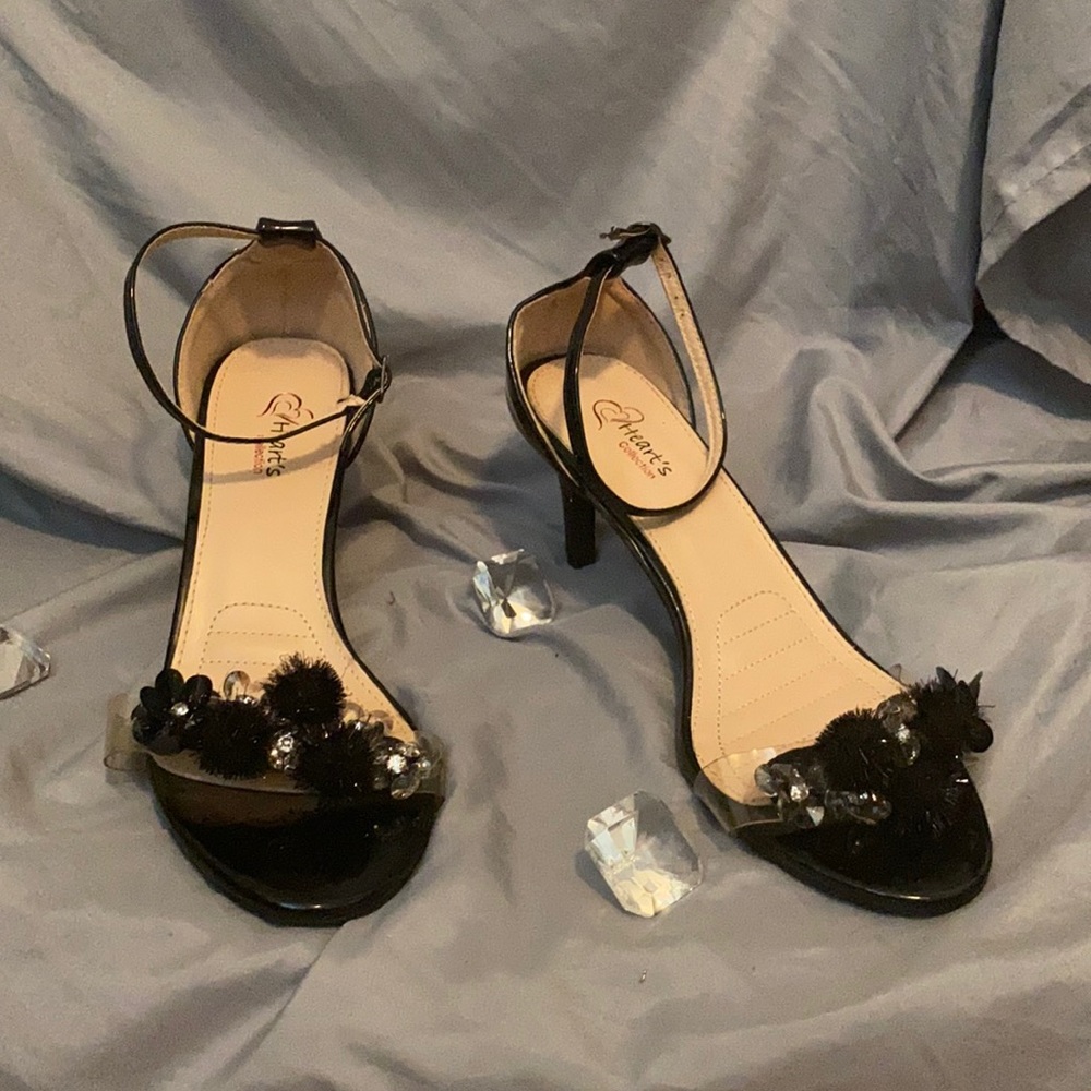 Heart’s Collection Heels